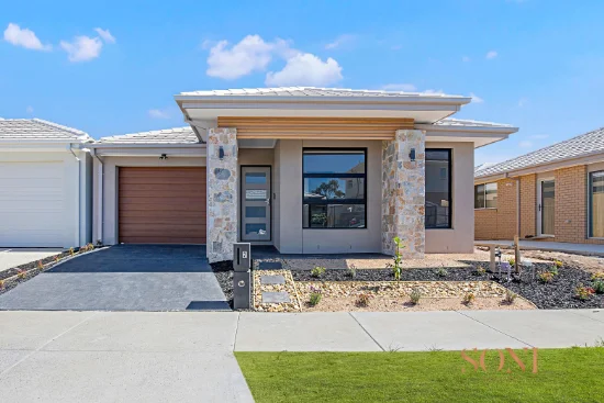 2 Peppermint Gum Road, Cranbourne West, Vic 3977