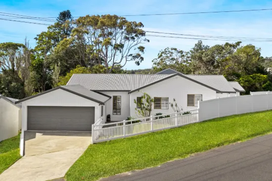 2 Poplars Avenue, Bateau Bay, NSW 2261