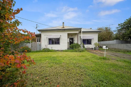 2 Read Street, Coleraine, Vic 3315