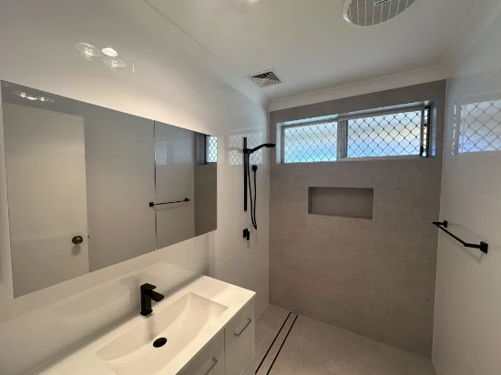 2 Rhagodia Court, Heathridge, WA 6027 - For Rent