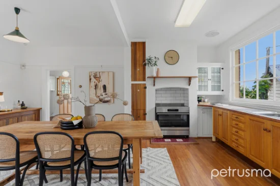 2 Richardson Avenue, Dynnyrne, Tas 7005
