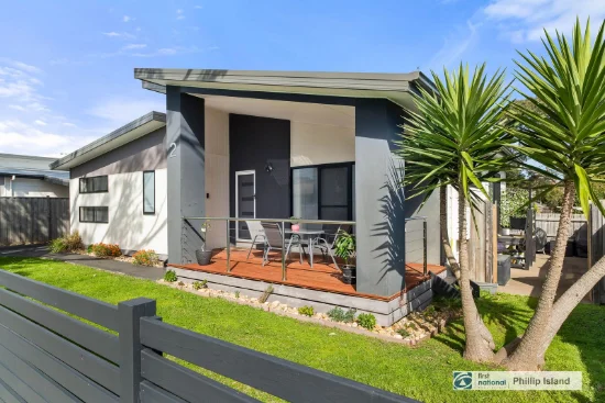 2 Robert Drive, Cowes, Vic 3922 - For Rent
