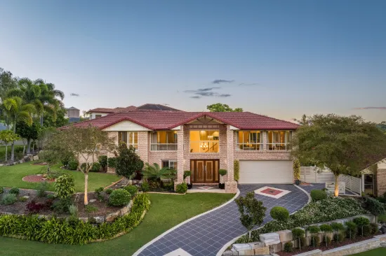 2 Roberts Court, Brookfield, Qld 4069
