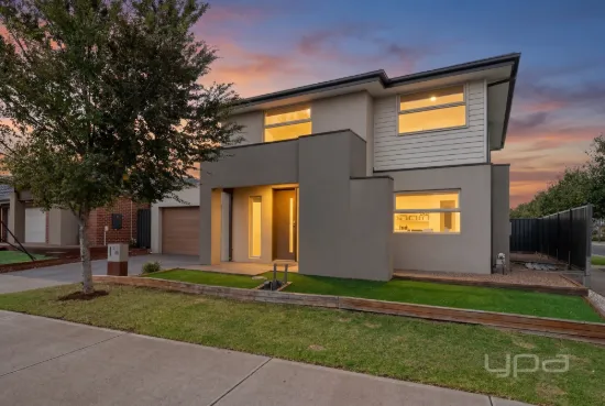 2 Roehampton Drive, Strathtulloh, Vic 3338