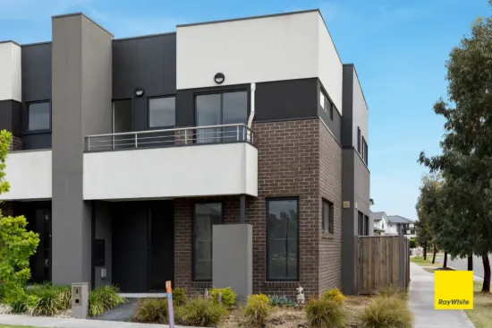 2 Sakura Walk, Point Cook, Vic 3030