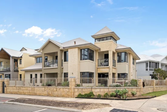 2 Salford Promenade, Mindarie, WA 6030
