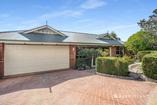2 Saltair Court, Berwick, Vic 3806