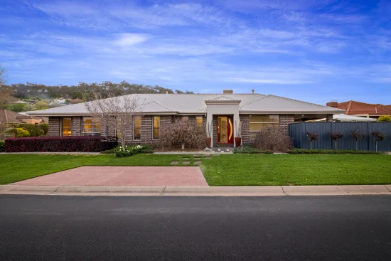 2 Samuel Place, East Albury, NSW 2640 - For Sale