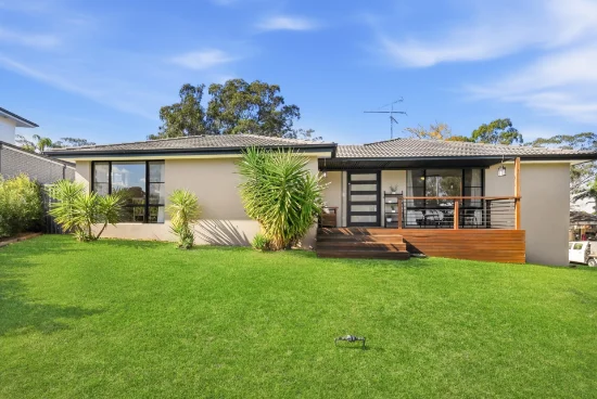 2 Scenic Circuit, Cranebrook, NSW 2749