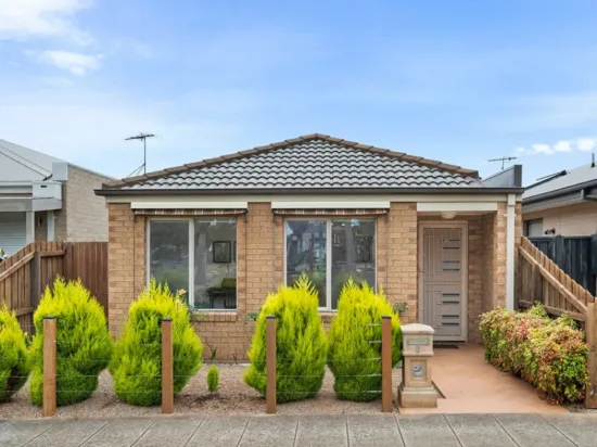 2 Seacrest Walk, St Leonards, Vic 3223