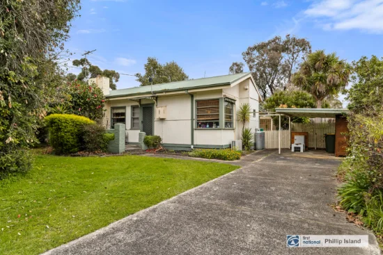 2 Seascape Avenue, Cowes, Vic 3922