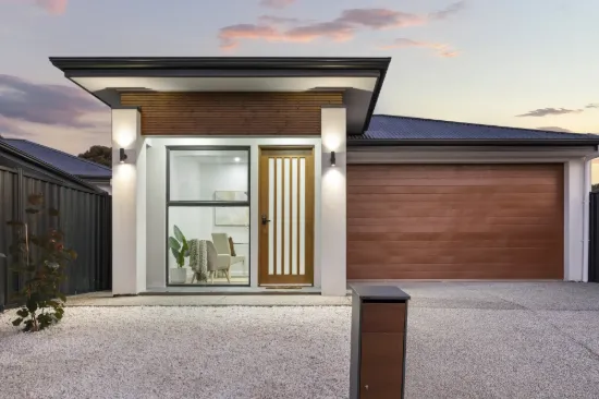 2 Sharon Drive, Para Hills, SA 5096