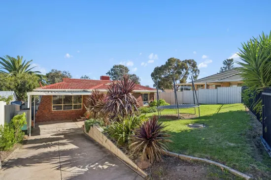 2 Smith Court, Redwood Park, SA 5097