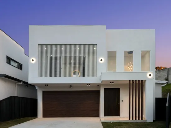 2 Split Close, Prestons, NSW 2170