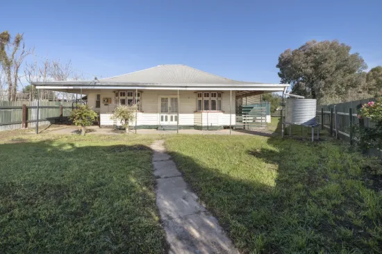 2 Station Street, Nyah West, Vic 3595