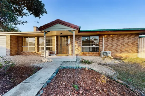 2 Staydar Crescent, Meadowbrook, Qld 4131