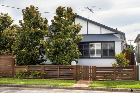 2 Stephen Street, Georgetown, NSW 2298