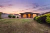 2 Strachan Place, Melton South, Vic 3338