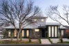 2 Stradbroke Gardens, Caroline Springs, Vic 3023