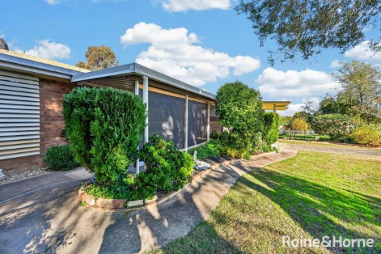 2 Sturt Street, Warwick, Qld 4370