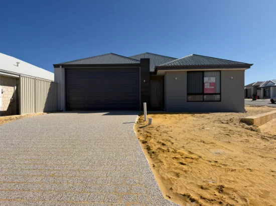 2 Sultans Street, Eglinton, WA 6034