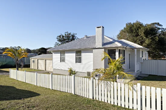 2 Sunderland Road, Toronto, NSW 2283