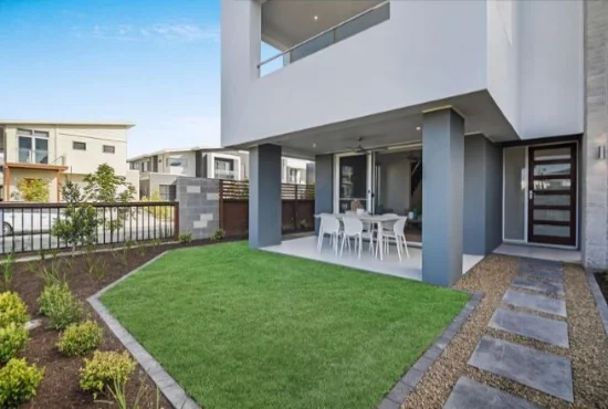 2 Sunny Lane, Birtinya QLD 4575 - For Rent