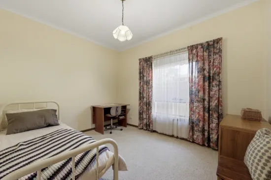 2 Swain Road, Victor Harbor, SA 5211-Image