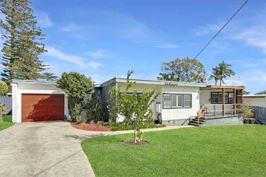 2 Taylor Crescent, Warners Bay, NSW 2282
