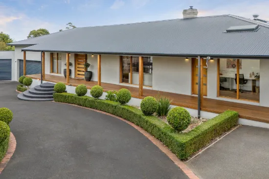 2 The Crest, Langwarrin, Vic 3910