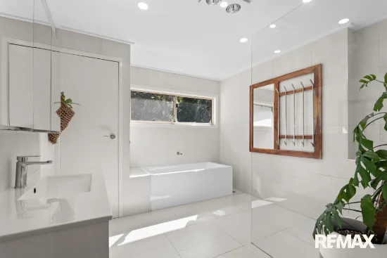 2 The Parkway Place, Mapleton, Qld 4560-Image