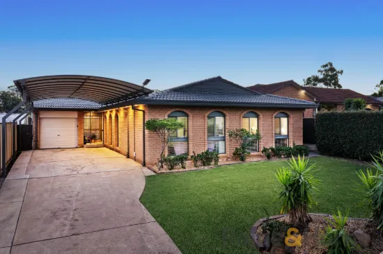 2 Topaz Place, Bossley Park, NSW 2176