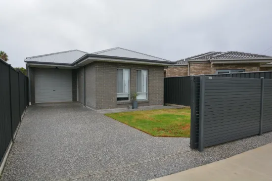 2 Torrens Crescent, Pennington, SA 5013