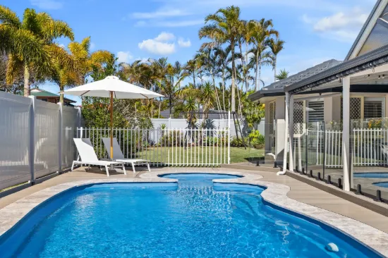 2 Tranquillity Court, Victoria Point, Qld 4165