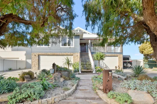 2 Treasure Road, Singleton, WA 6175