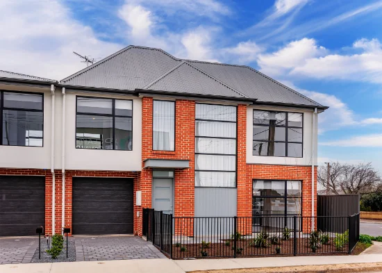 2 Tweed Avenue, Findon, SA 5023