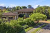 2 Victor Close, Green Point, NSW 2251