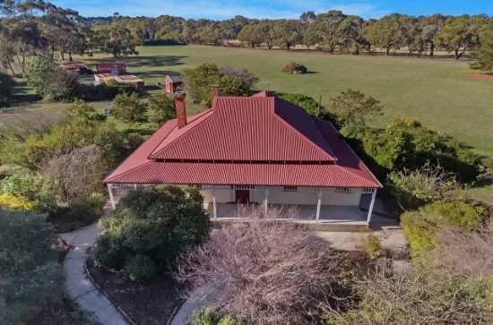 2 W Schultz Road, Hamilton, Vic 3300
