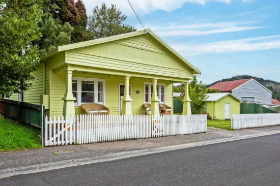 2 Williams Avenue, Queenstown, Tas 7467