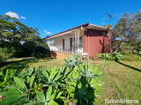 2 Wiseman Street, Kenmore, Qld 4069