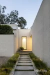 2 Woodlands Close, Park Orchards, Vic 3114-Image