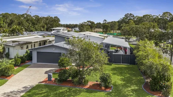 2 Yaraan Crescent, Beachmere, Qld 4510