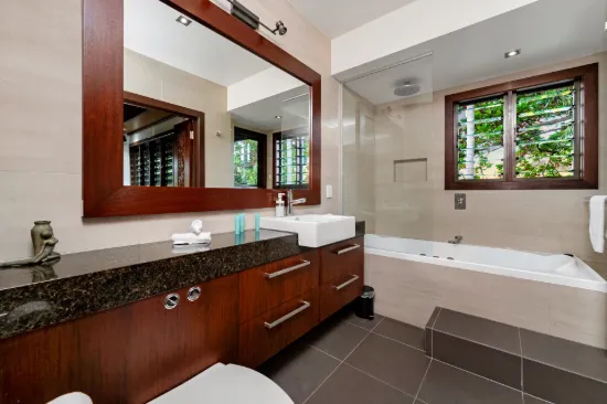 20-21 Pacific Drive, Horseshoe Bay, Qld 4819-Image