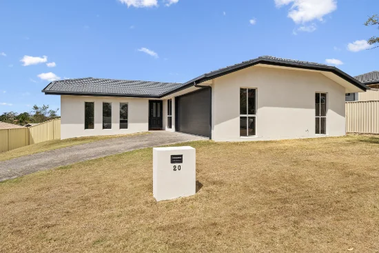 20 Adaminaby Drive, Helensvale, Qld 4212 - For Rent
