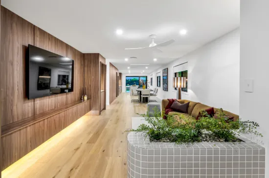 20 Allspice Drive, Ashmore, Qld 4214