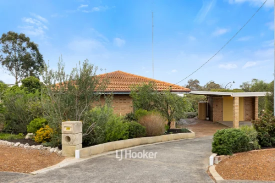 20 Barnes Avenue, Australind, WA 6233