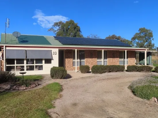 20 Border Road, Applethorpe, Qld 4378