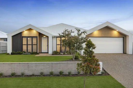20 Catherine Circuit, Middle Ridge, Qld 4350