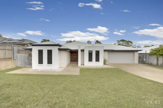 20 Dartmouth Close, Clinton, Qld 4680