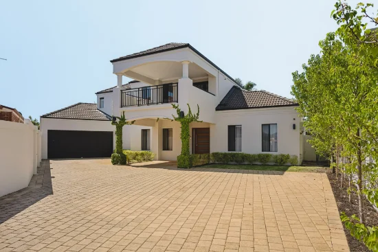 20 Delambre Place, Sorrento, WA 6020